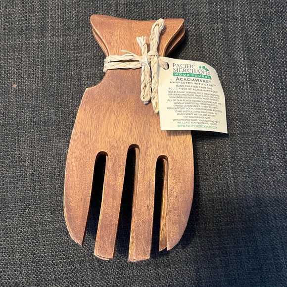 NEW Pacific Merchants Acaciaware Salad Tongs 6.5-Inch Acacia Wood Servers, Fish - Picture 1 of 2